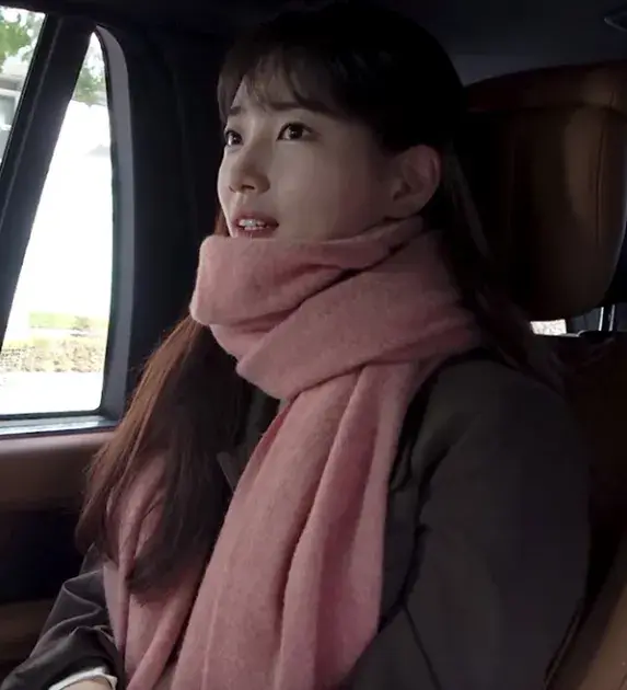 開箱｜時尚感飆升！Acne Studios check scarf 100% wool 圍巾