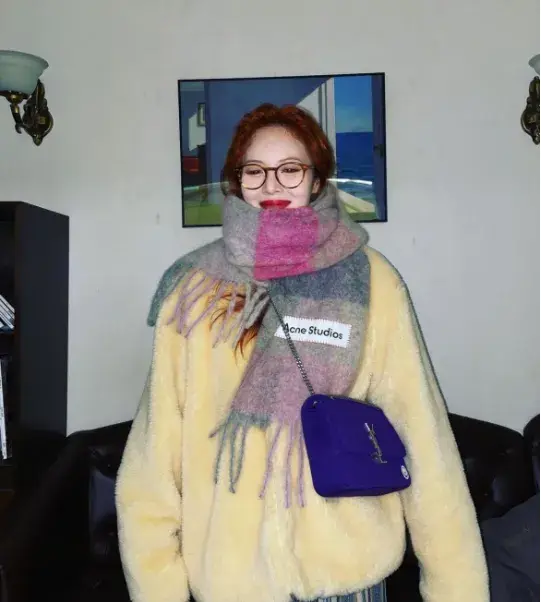 開箱｜時尚感飆升！Acne Studios check scarf 100% wool 圍巾